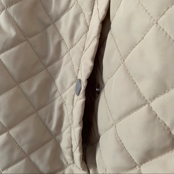 Clodagh Callaghan Quilted Snap Up Winter Jacket - Picture 10 of 16